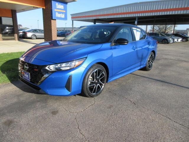 Photo of 2024 2t Blu Blk Roof Nissan Sentra