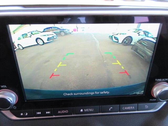 Photo of 2024 2t Blu Blk Roof Nissan Sentra