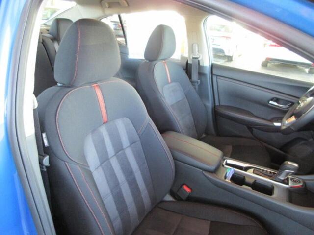 Photo of 2024 2t Blu Blk Roof Nissan Sentra