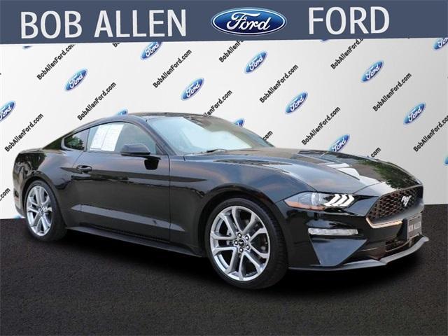 Photo of 2022 Shadow Black Ford Mustang