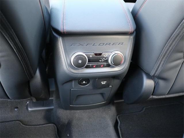 Photo of 2025 White Ford Explorer