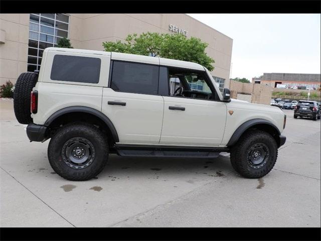 Photo of 2025 Desert Sand Ford Bronco