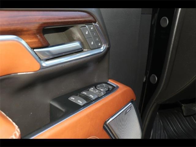 Photo of 2024 Onyx Black GMC Sierra 2500