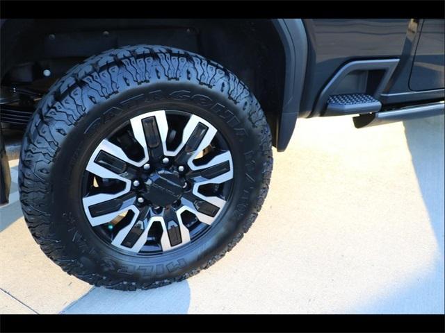 Photo of 2024 Onyx Black GMC Sierra 2500