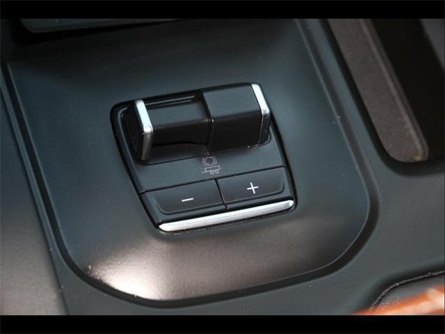 Photo of 2024 Onyx Black GMC Sierra 2500