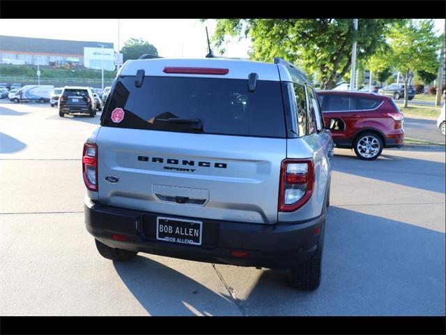 Photo of 2021 Iconic Silver Metallic Ford Bronco Sport