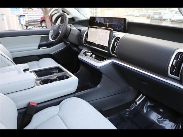 Photo of 2025 Space Silver Ford Expedition Max