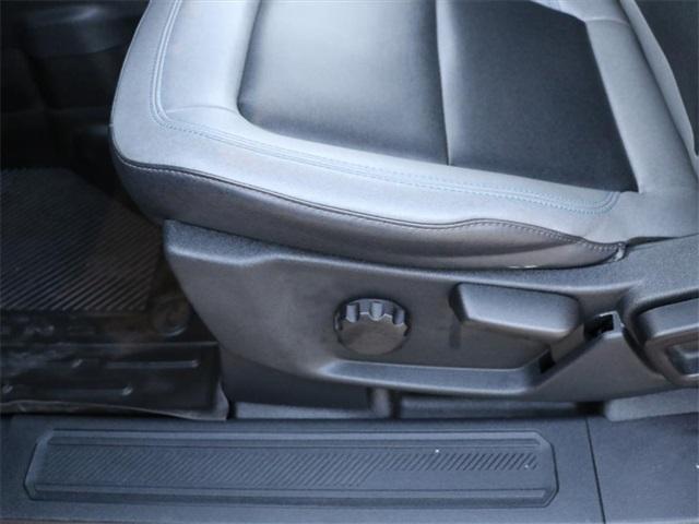 Photo of 2023 Hot Pepper Red Metallic Tinted Clearcoat Ford Bronco