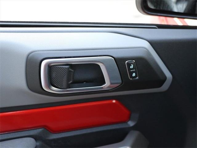 Photo of 2023 Hot Pepper Red Metallic Tinted Clearcoat Ford Bronco