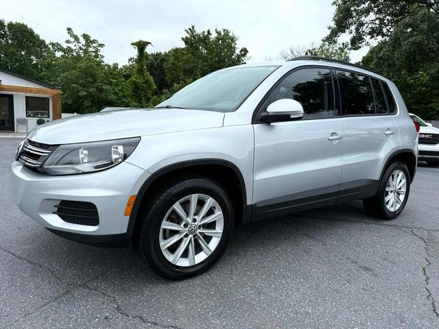 Photo of 2017 Silver Volkswagen Tiguan