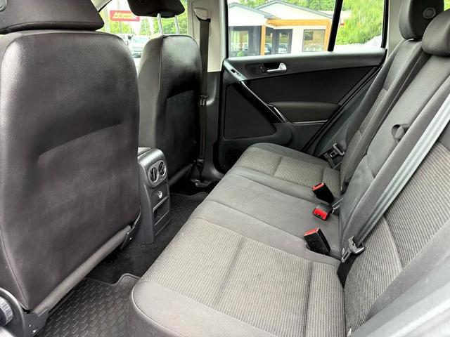 Photo of 2017 Silver Volkswagen Tiguan