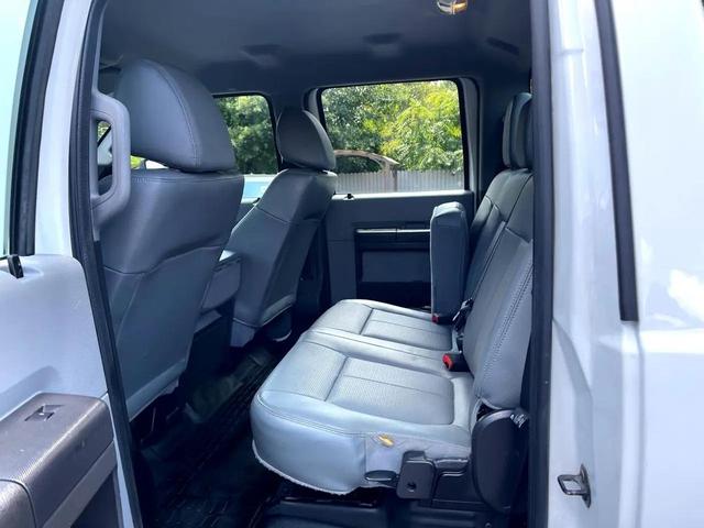 Photo of 2014 White Ford F-250