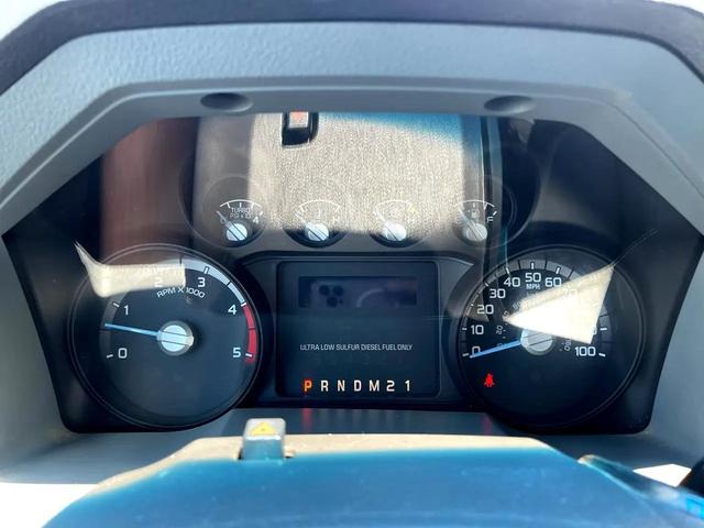 Photo of 2014 White Ford F-250