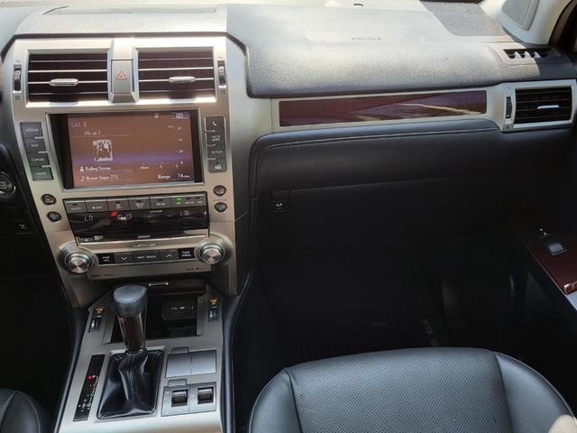 Photo of 2019 Starfire Pearl Lexus GX 460