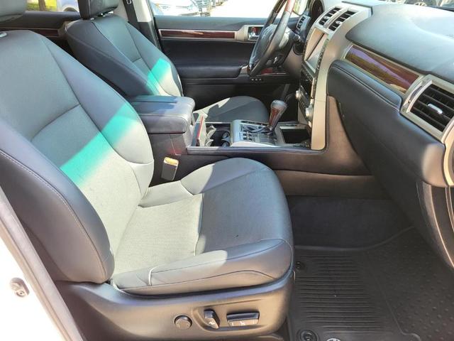 Photo of 2019 Starfire Pearl Lexus GX 460