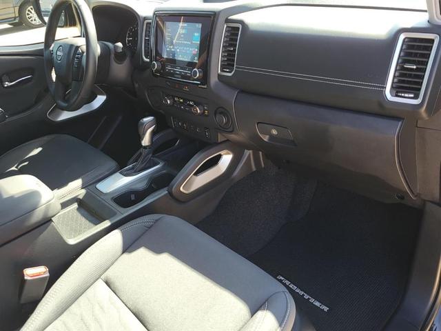 Photo of 2024 Black Nissan Frontier