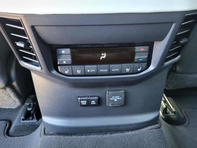Photo of 2024 Magnetic Gray Metallic Toyota Sequoia