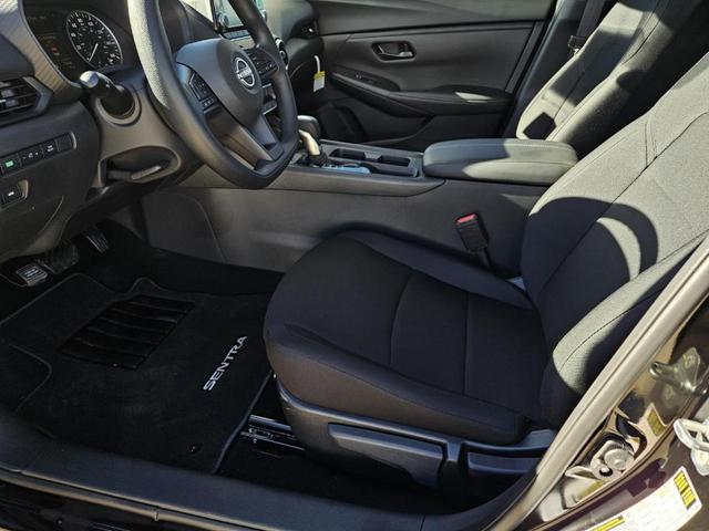 Photo of 2025 Black Nissan Sentra