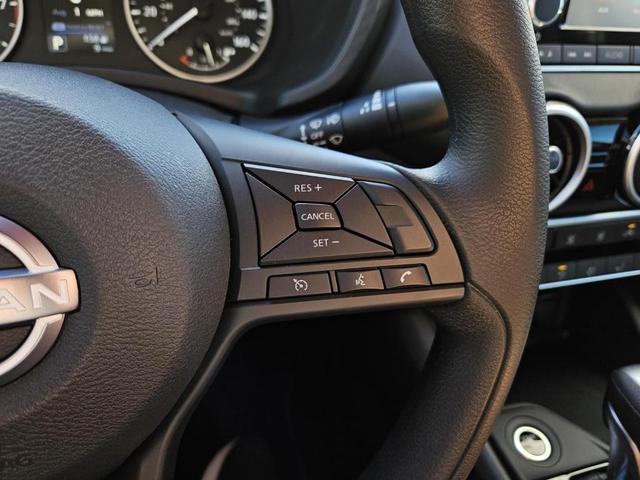 Photo of 2025 Black Nissan Sentra