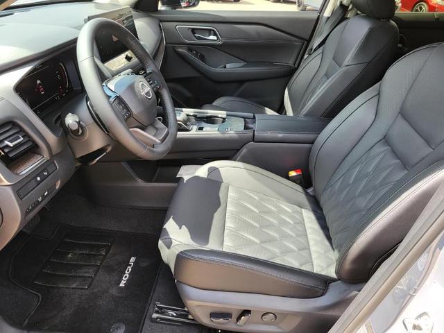 Photo of 2025 Boulder Gray Metallic Nissan Rogue