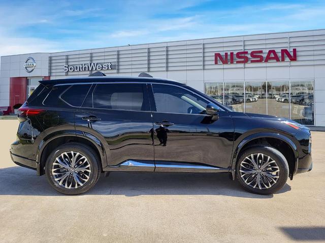 Photo of 2025 Black Nissan Rogue
