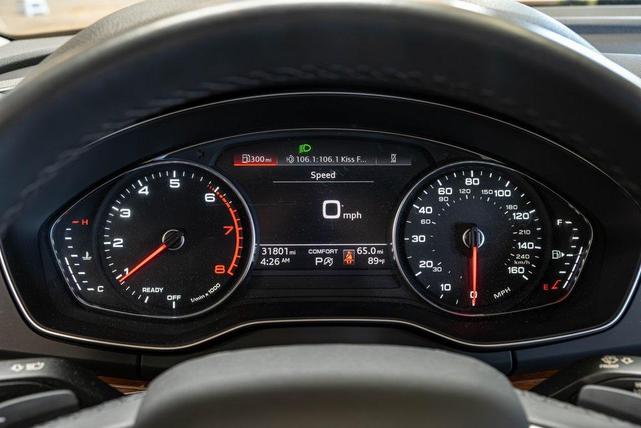 Photo of 2023 Brilliant Black Audi Q5