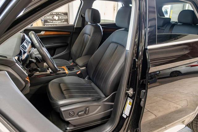 Photo of 2023 Brilliant Black Audi Q5
