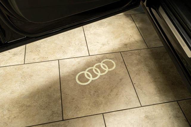 Photo of 2023 Brilliant Black Audi Q5