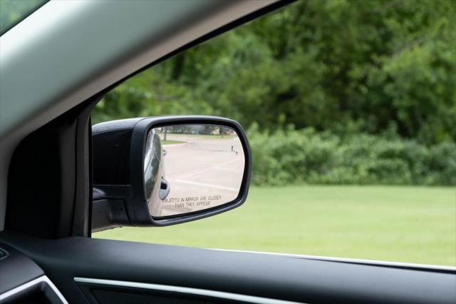 Photo of 2024 Black Metallic Ford Edge