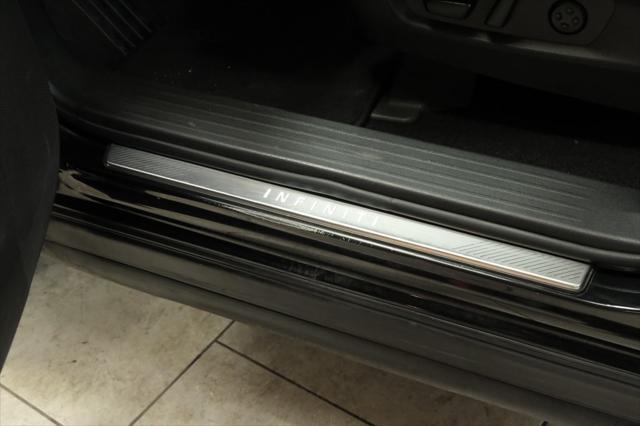 Photo of 2022 Mineral Black INFINITI QX60