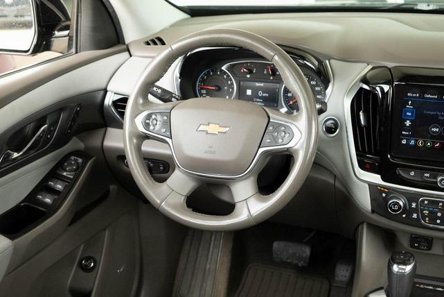 Photo of 2020 Midnight Blue Metallic Chevrolet Traverse
