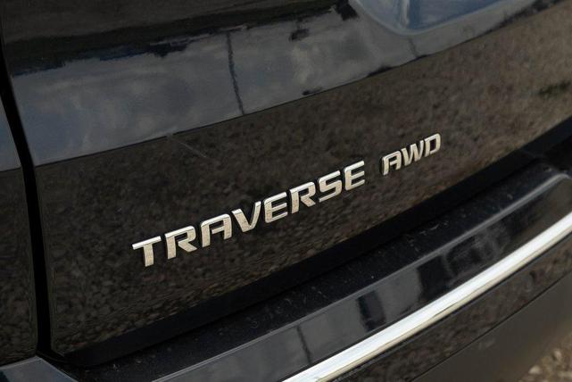 Photo of 2020 Midnight Blue Metallic Chevrolet Traverse