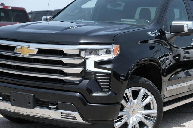 Photo of 2023 Black Chevrolet Silverado 1500
