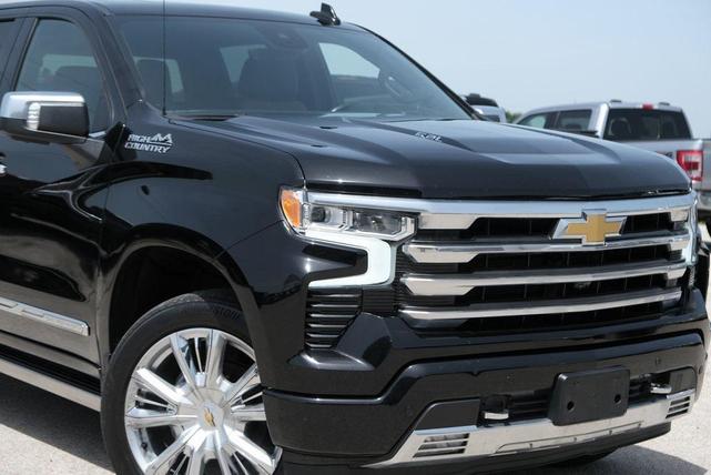 Photo of 2023 Black Chevrolet Silverado 1500