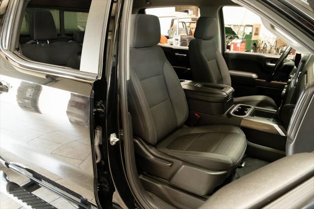 Photo of 2020 Black Chevrolet Silverado 1500