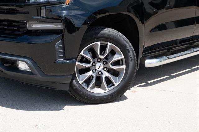 Photo of 2020 Black Chevrolet Silverado 1500