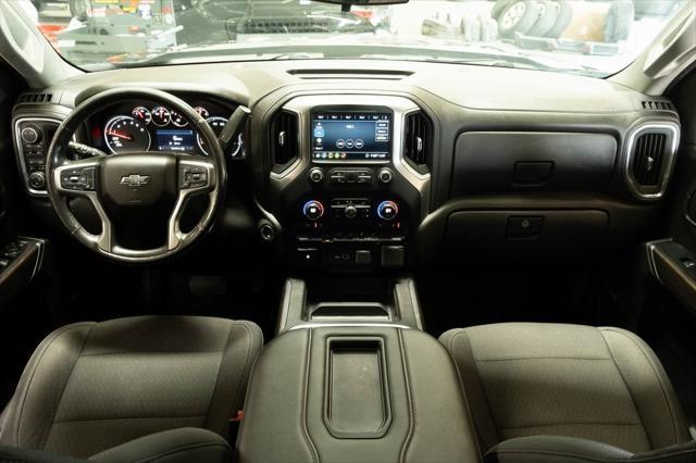 Photo of 2020 Black Chevrolet Silverado 1500
