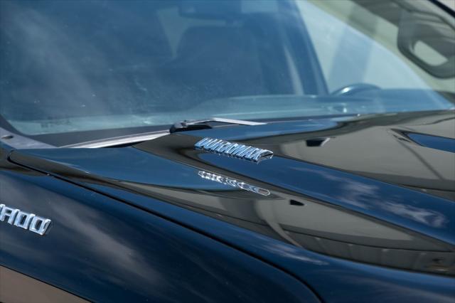 Photo of 2020 Black Chevrolet Silverado 1500