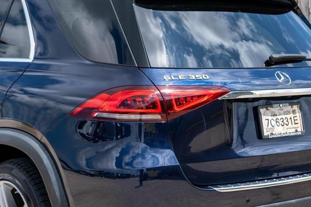 Photo of 2021 Brilliant Blue Metallic Mercedes-Benz GLE 350