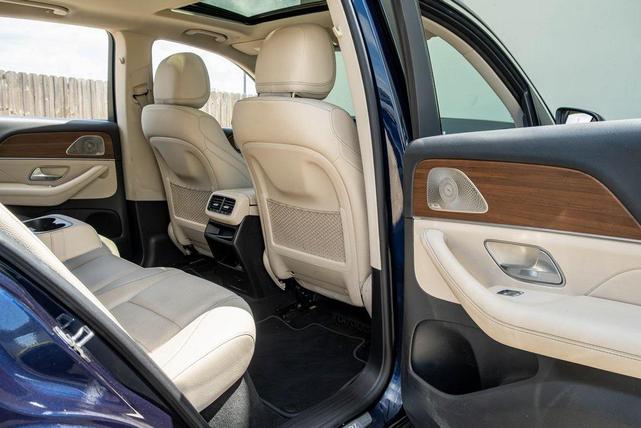 Photo of 2021 Brilliant Blue Metallic Mercedes-Benz GLE 350