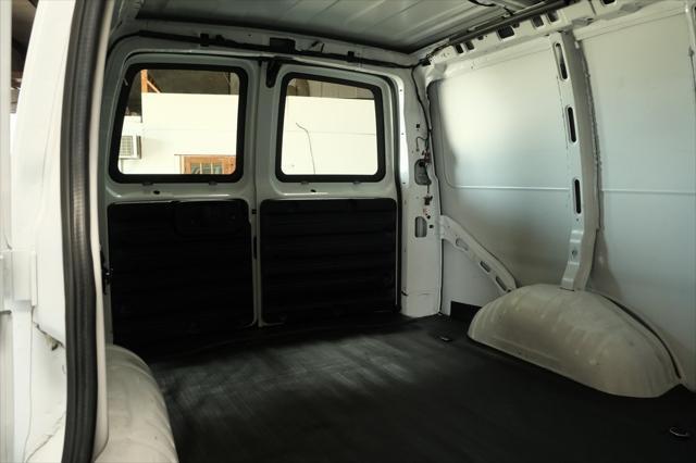 Photo of 2023 Summit White Chevrolet Express 2500