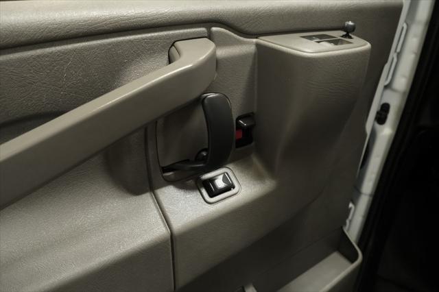 Photo of 2023 Summit White Chevrolet Express 2500