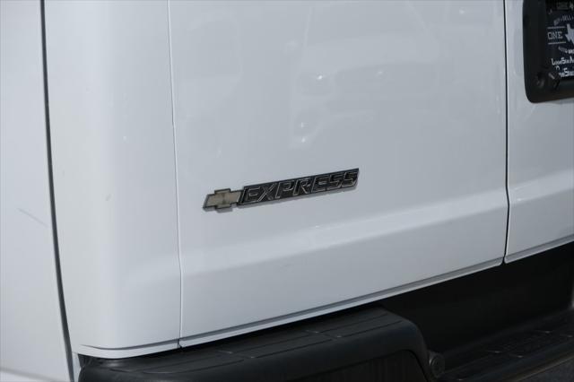 Photo of 2023 Summit White Chevrolet Express 2500