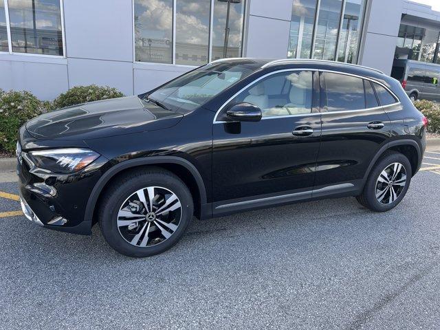Photo of 2025 Midnight Black Mercedes-Benz GLA 250