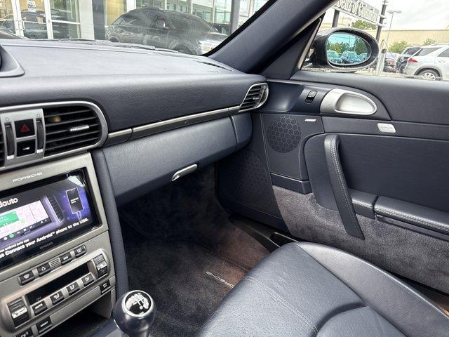 Photo of 2005 Atlas Gray Metallic Porsche 911