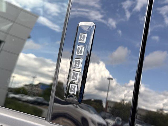 Photo of 2021 Agate Black Metallic Ford F-150