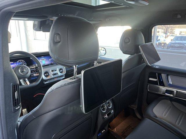 Photo of 2025 Metallic Mercedes-Benz G-Class