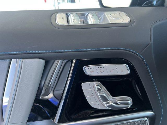 Photo of 2025 Metallic Mercedes-Benz G-Class