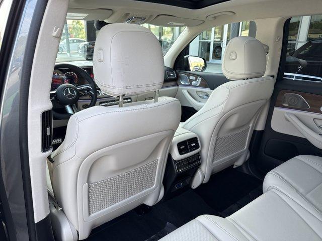 Photo of 2026 Gray Metallic Mercedes-Benz GLS 450