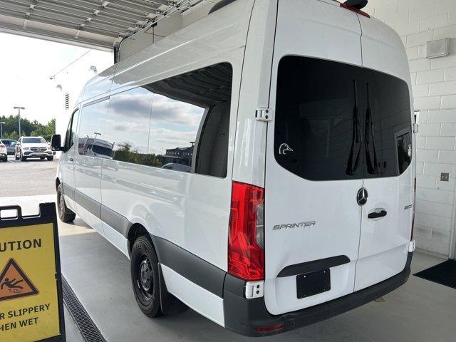 Photo of 2024 Arctic White Mercedes-Benz Sprinter 2500